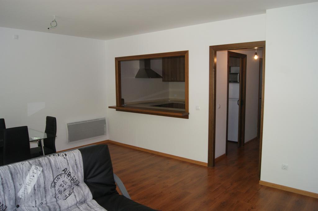 Apartaments Els Esquiadors Llorts Zewnętrze zdjęcie